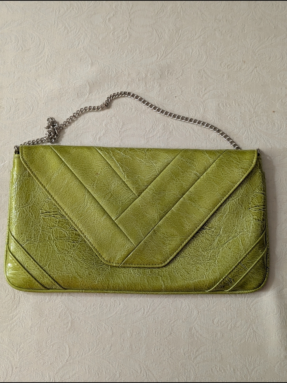 Daisy Fuentes Green Clutch Shoulder Bag Silver Chain Strap Purple Lining